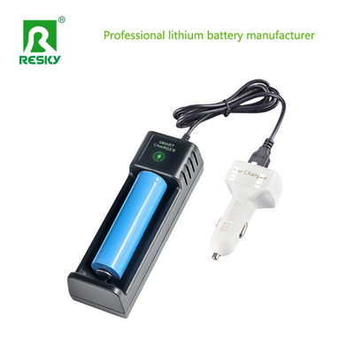 Beli Pengisi daya baterai rechargeable slot tunggal 4.2V USB Smart untuk baterai Li-ion 18650 online manufacture
