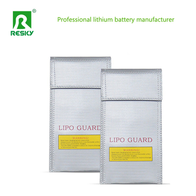 Beli Fireproof Explosion Proof Waterproof 20 X 10cm Silver Glass Fiber RC LiPo Battery Bag For Battery Charging pembuatan online