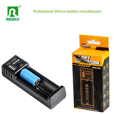 Pengisi daya sel isi ulang cerdas untuk baterai Li-ion 14500 18500 18650 26650